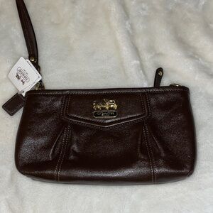 Coach Madison Leather Large Wristlet in Mahogany